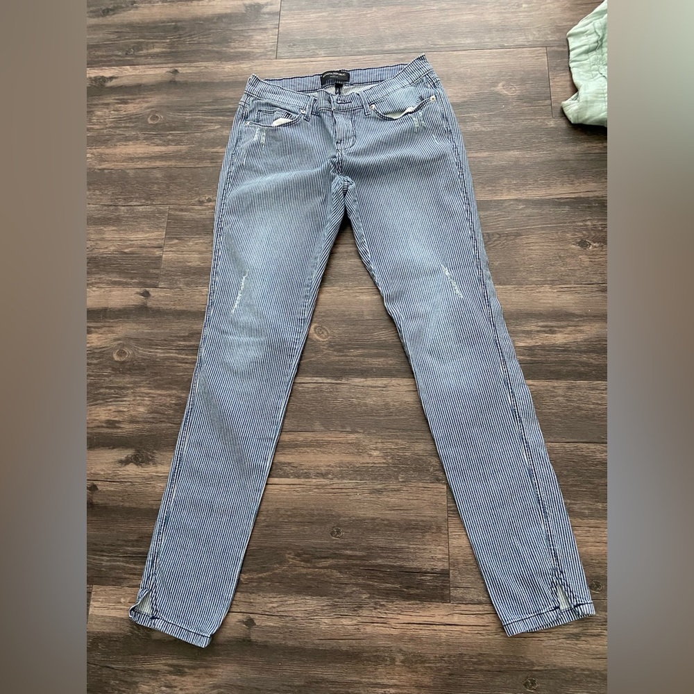 Banana republic striped skinny pants, Size 26/2, brand new worn 2-3 times